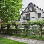 - Stil 2 Apartment