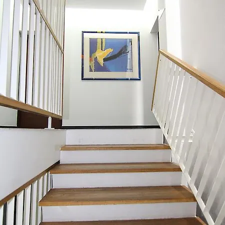 - Stil 2 Apartament *